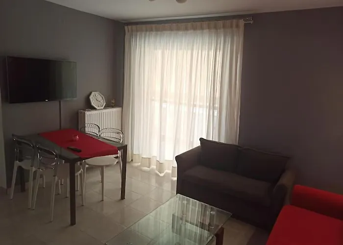 Nancy\'S Home